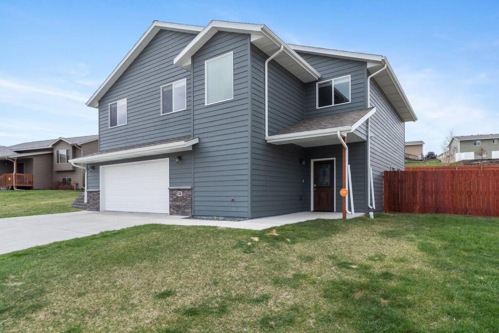 Large Home In The Most Convenient Location Rapid City Exterior photo